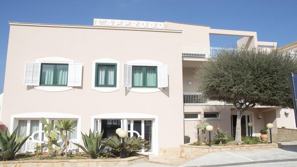 L'Approdo Di Angelino Hotel Pizzolungo Luaran gambar