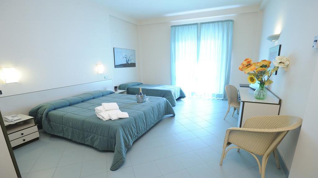 L'Approdo Di Angelino Hotel Pizzolungo Luaran gambar