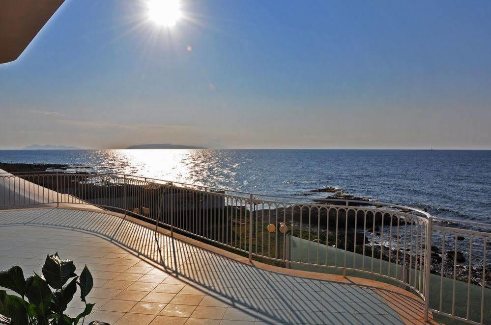 L'Approdo Di Angelino Hotel Pizzolungo Luaran gambar